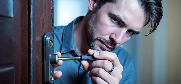 Eviction Locksmith Wellesley